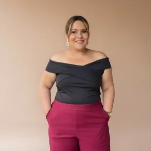 BLUSA CRUZADA NEGRA