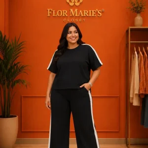 Set Deportivo Plus Size Negro Franjas Crema/ Conjunto para Mujer en Panamá