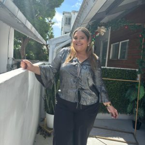 RUFFLE SLEEVES BLOUSE