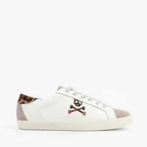ZAPATILLAS DETALLE LEOPARDO