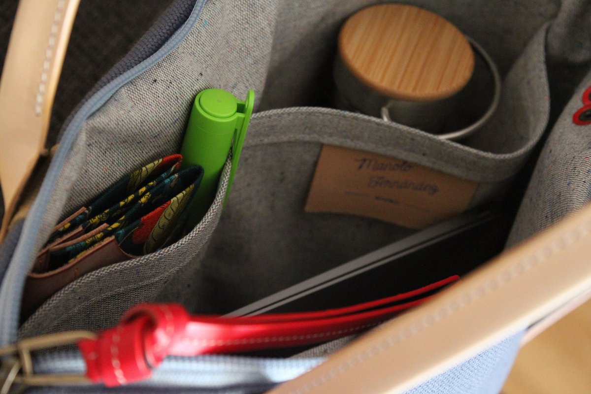 BOLSO Y MOCHILA IMPERMEABLE GRANDE - Imagen 6