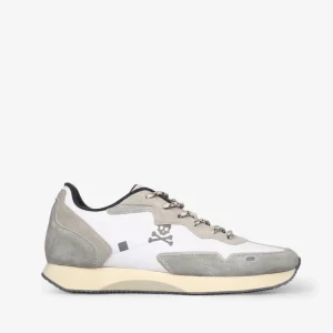 SNEAKERS DETALLE SUELA LATERAL