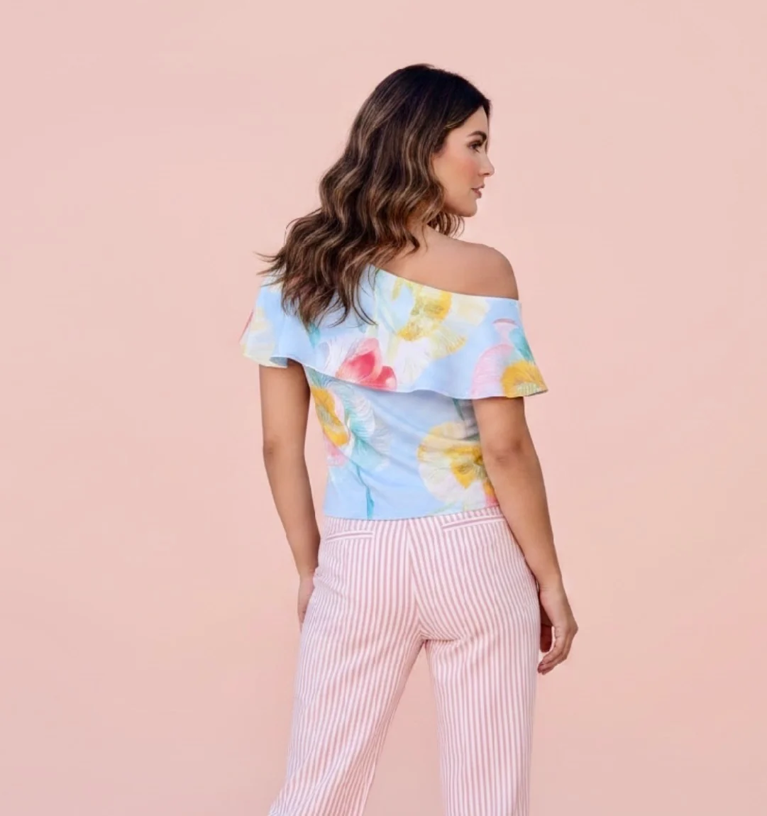 Blusa Estampada Floral de Hombro Descubierto para Mujer/ Blusa Elegante y Fresca en Panama - Imagen 3