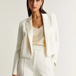 BLAZER CROPPED DETALLE PUÑO