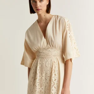 VESTIDO MIDI BORDADOS