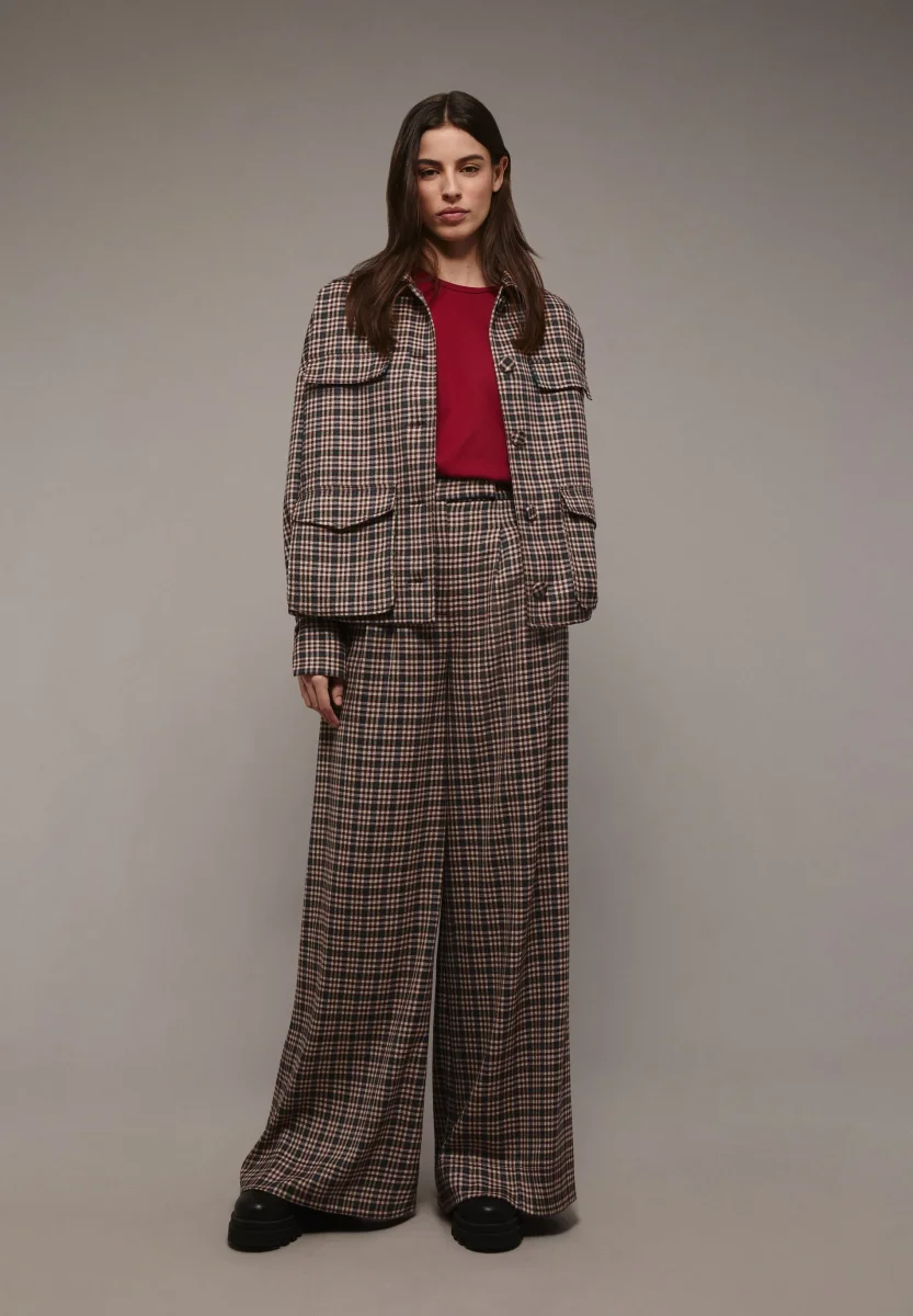 PANTALÓN CUADROS PINZAS