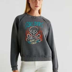 SUDADERA LAVADA LOGO CALAVERA