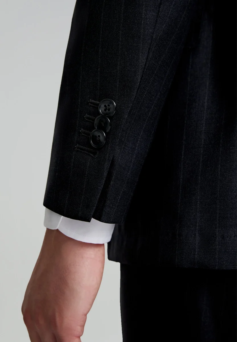 TRAJE GRIS RAYA DIPLOMÁTICA - Imagen 6
