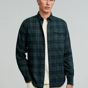 CAMISA CUADROS TARTÁN BOLSILLO TAPETA
