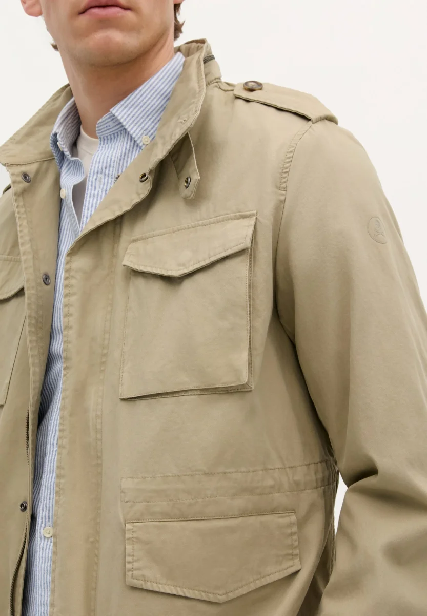 CHAQUETA MILITAR BOLSILLOS - Imagen 4