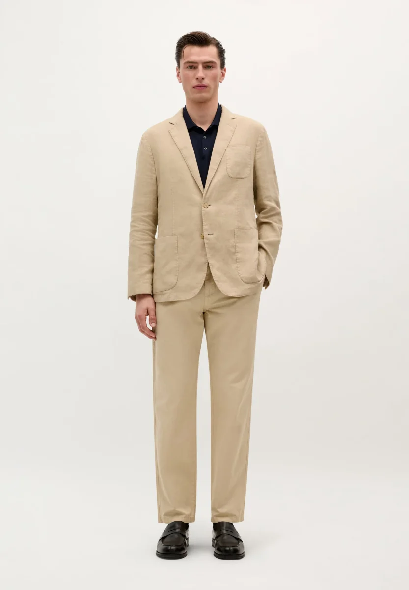 PANTALÓN CHINO PINZAS - Imagen 2