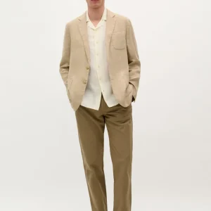 PANTALÓN CHINO PINZAS