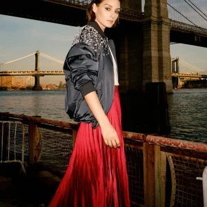 CHAQUETA BOMBER DETALLE CRISTALES