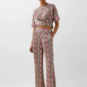 PANTALÓN ESTAMPADO ROMBOS