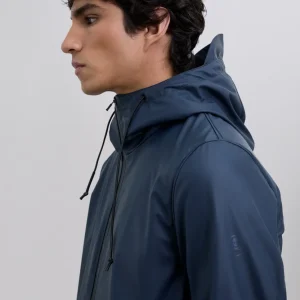 CHAQUETA IMPERMEABLE LOGO