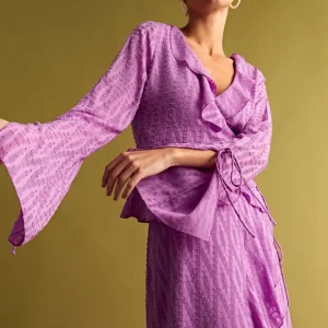 BLUSA PLUMETI BAJO ASIMÉTRICO