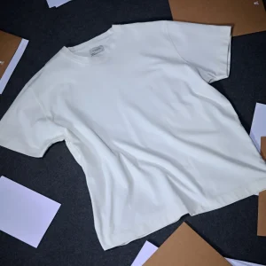 CAMISETA LISA