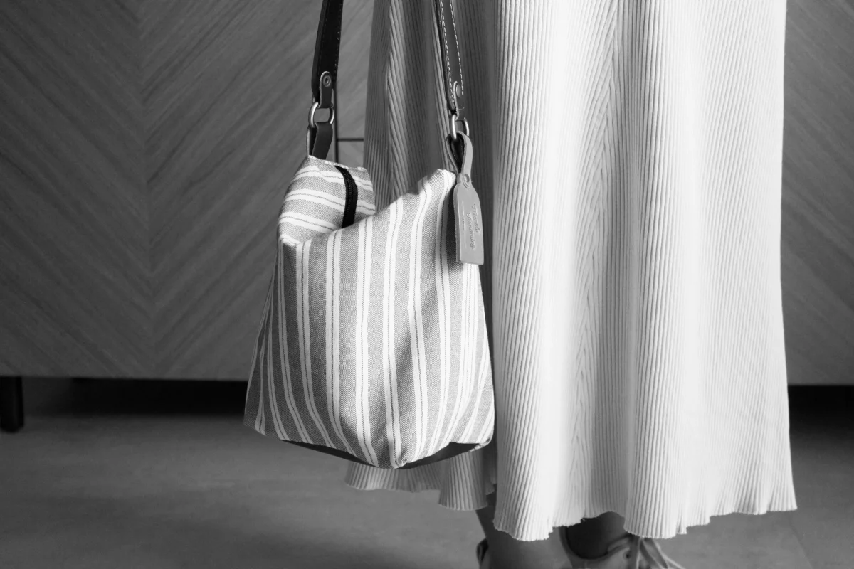 BOLSO BOMBONERA MINI - TAPIZADO GRIS - Imagen 7