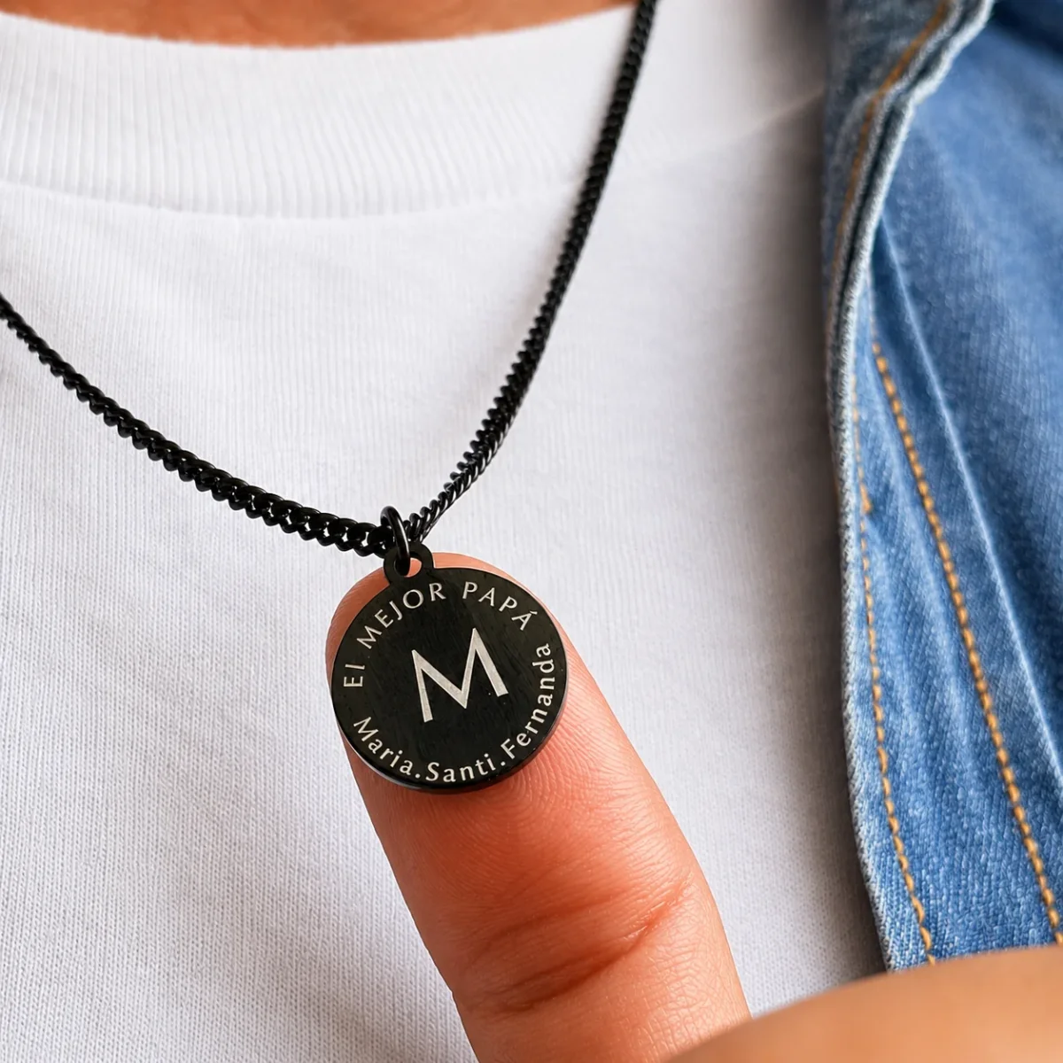 Collar Black Coin