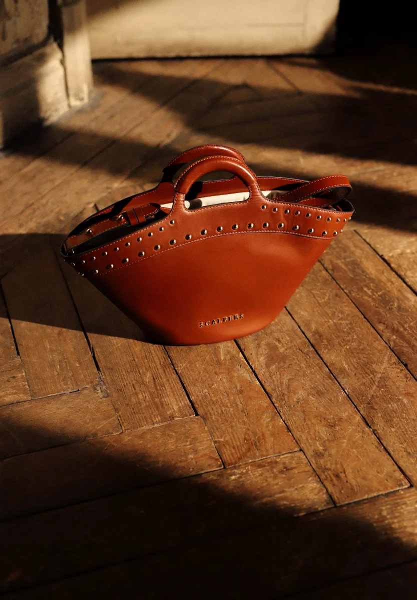 BOLSO CAPAZO PIEL TACHAS - Imagen 5