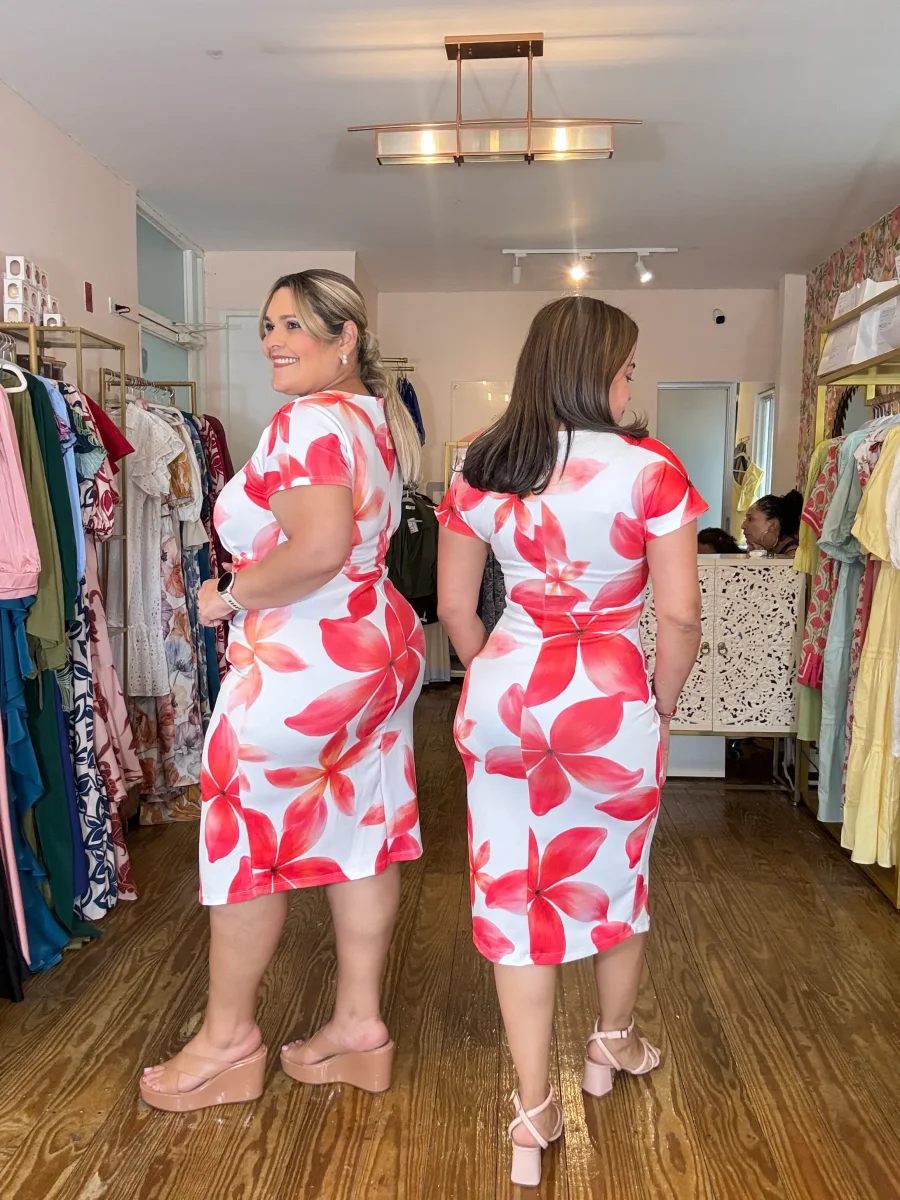 Vestido Floral Rojo y Blanco para Mujer/ Vestido Elegante Casual/ Moda Femenina en Panamá - Imagen 3
