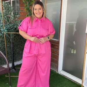 Blusa Plus size Fucsia con Brillos y ajuste en cintura / Blusa Fresca para Mujer en Panamá