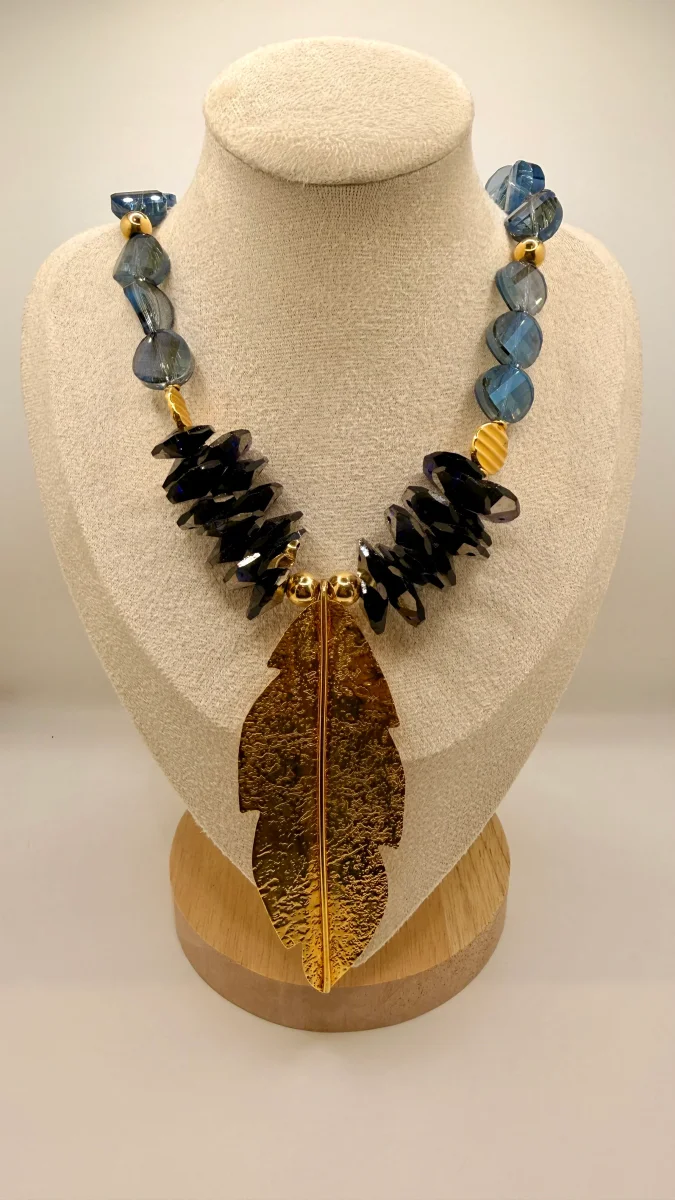 Collar Colombiano Hoja Dorada Con Baño De Oro - Imagen 2