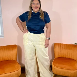 Pantalón Palazzo Beige a Rayas Amarillas para Mujer | Elegancia y Comodidad en Panamá