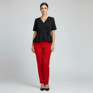 Blusa Negra Elegante Peplum para Mujer con Detalle Floral/ Blusa Formal y Moderna en Panamá