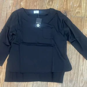 BLUSA LUISA NEGRA