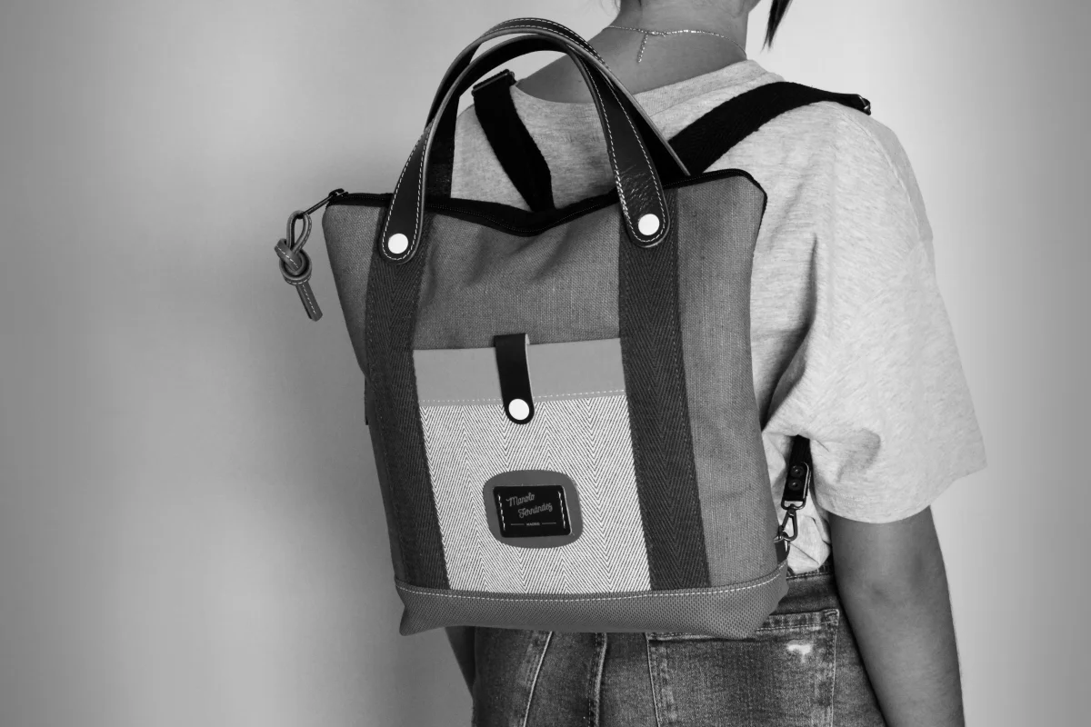 MOCHILA OPCIÓN BANDOLERA M - Imagen 4