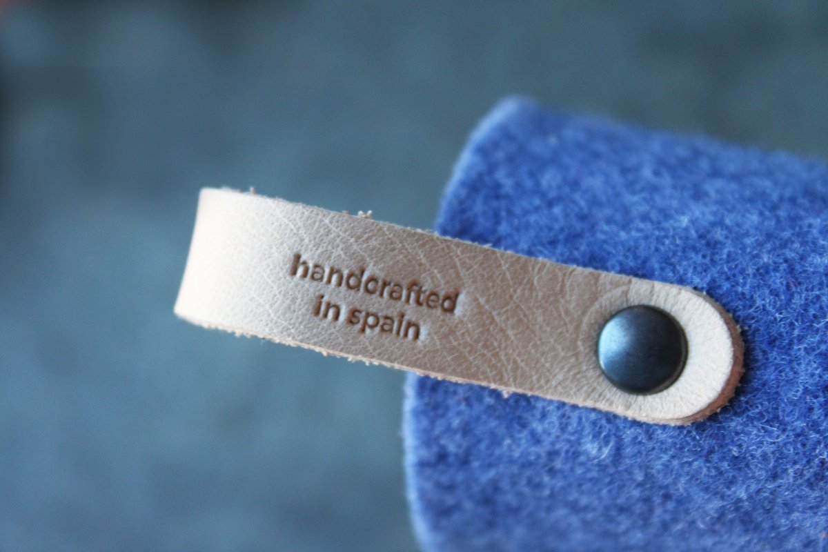 NO.15 | SUNGLASSES SLEEVE - ORANGE - Imagen 4