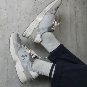 SNEAKERS SUELA RELIEVE