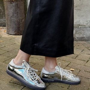 SNEAKERS METALIZADAS CALAVERA