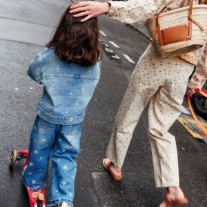 JEANS RECTOS MOTIVOS ÉTNICOS