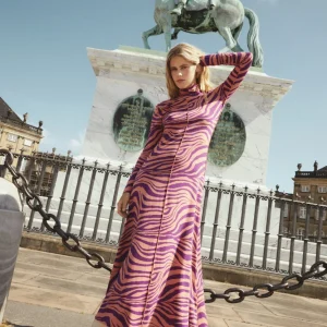 VESTIDO MIDI CEBRA