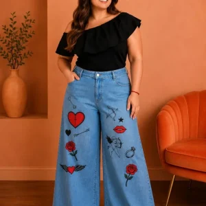 Pantalón Palazzo Plus Size de Mezclilla Bordado Corazones y Rosas/Jeans Ancho para Mujer Curvy en Panamá