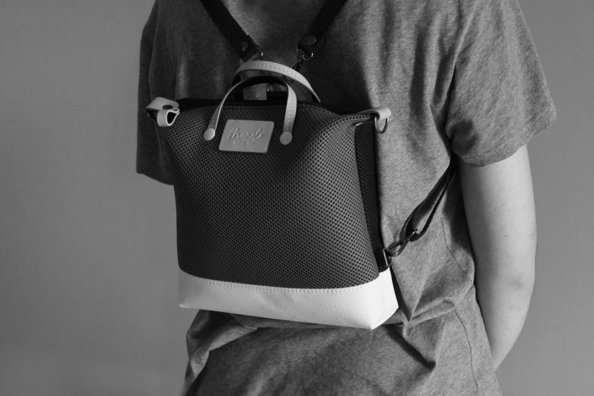 MINIBOLSO Y MOCHILA - ESPIGA Y VERDE - Imagen 3