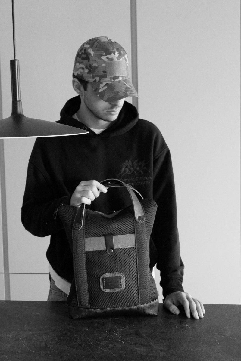 BOLSO Y MOCHILA IMPERMEABLE GRANDE - Imagen 5